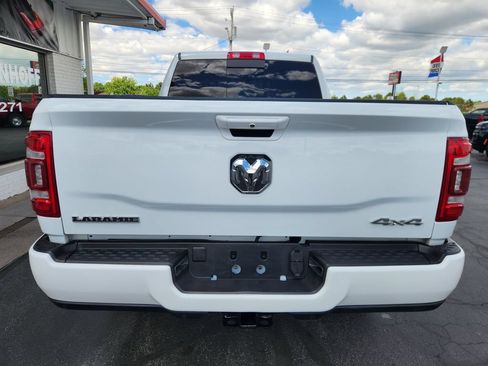Used 2024 RAM 2500 Laramie AWD/4WD image 4