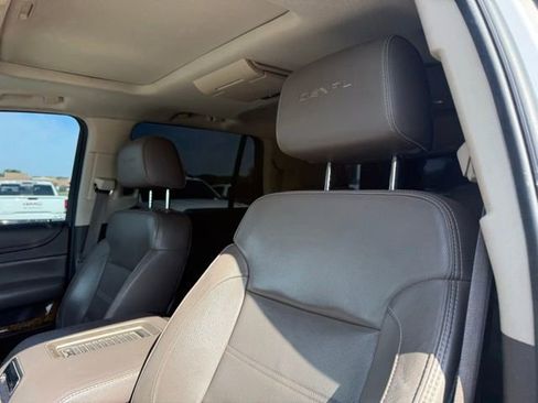 Used 2016 GMC Yukon Denali w/ Open Road Package AWD/4WD image 11