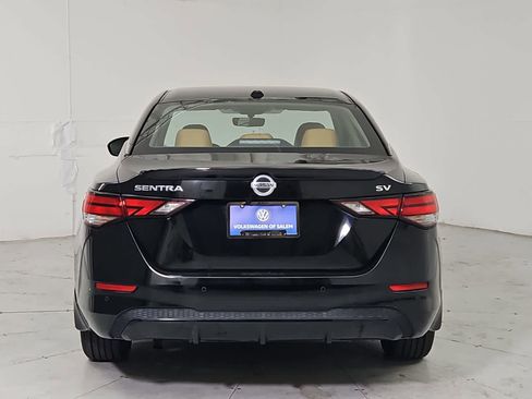 Used 2021 Nissan Sentra SV w/ SV Premium Package FWD image 5