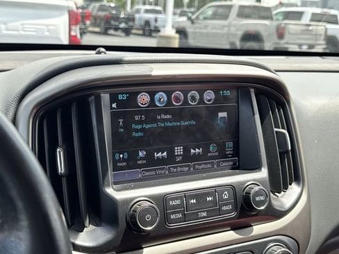Used 2016 Chevrolet Colorado Z71 AWD/4WD image 17