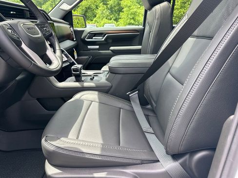 New 2026 GMC Sierra 1500 Denali AWD/4WD image 10