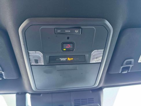 Used 2024 Toyota Tacoma TRD Sport image 29