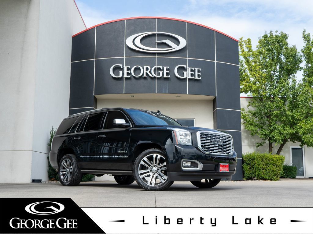 Used 2018 GMC Yukon Denali w/ Denali Ultimate Black Edition AWD/4WD image 1