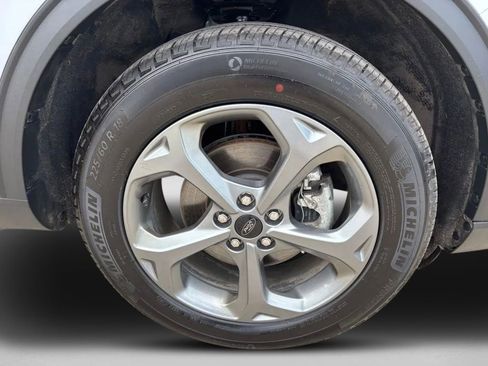 Used 2026 Ford Escape ST-Line w/ Tech Pack #1 image 9