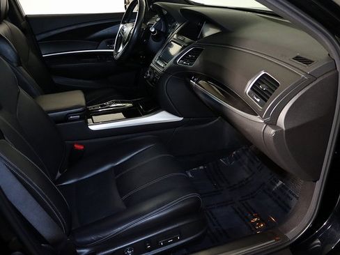 Used 2018 Acura RLX w/ Technology Package image 32