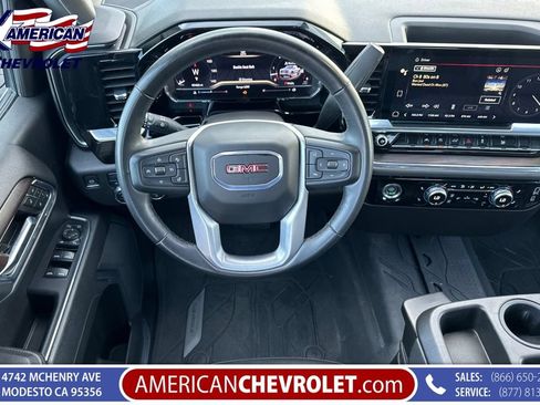 Used 2024 GMC Sierra 1500 SLT AWD/4WD image 18