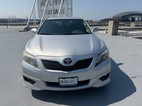 Used 2011 Toyota Camry SE FWD image 8