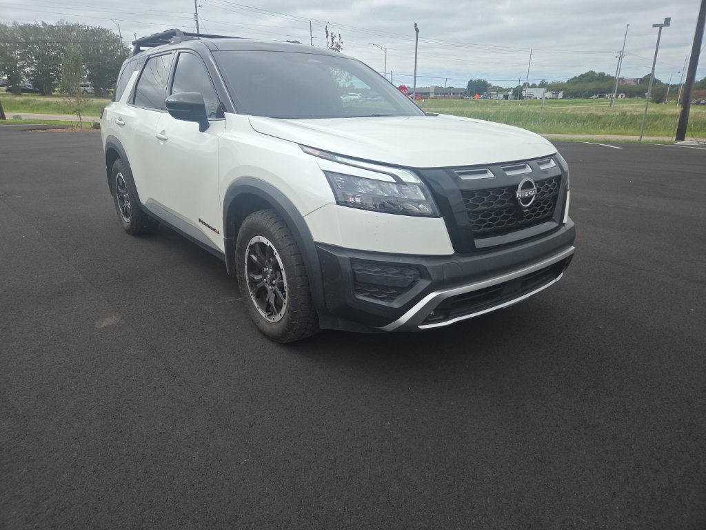 Used 2024 Nissan Pathfinder Rock Creek AWD/4WD image 17