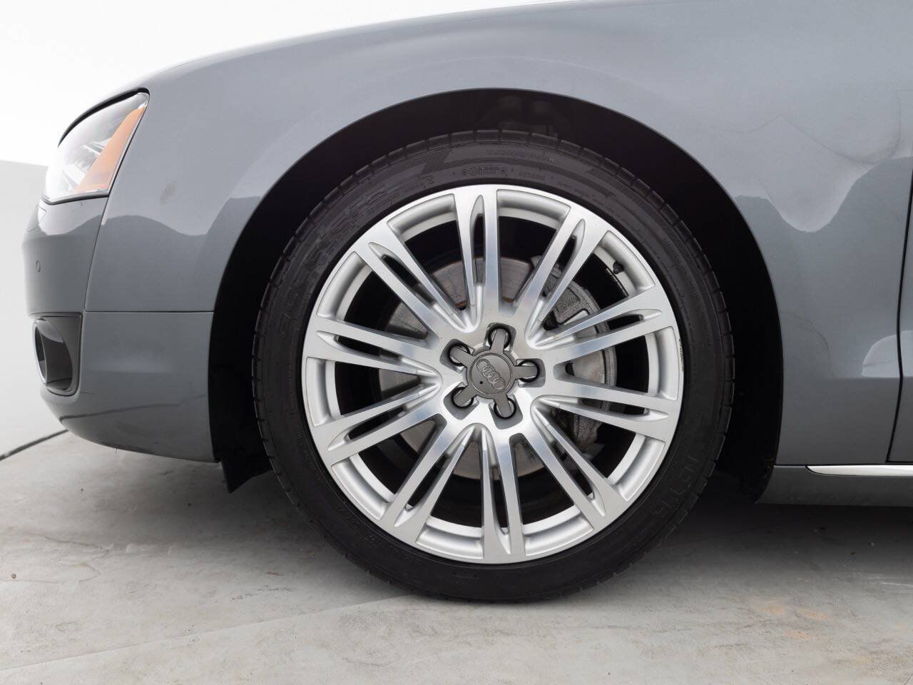 Used 2014 Audi A8 3.0T AWD/4WD image 17