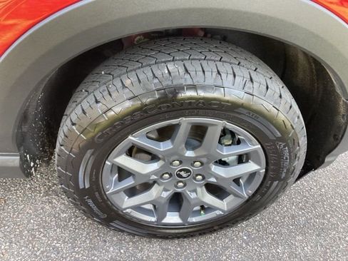 Used 2025 Ford Bronco Sport Big Bend image 16