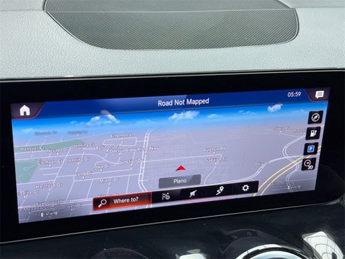 Used 2023 Mercedes-Benz EQB 250+ image 24