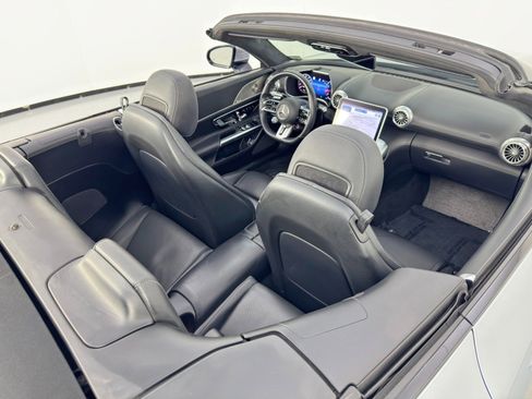 Used 2022 Mercedes-Benz SL 55 AMG AMG SL 55 w/ Driver Assist Pac image 43