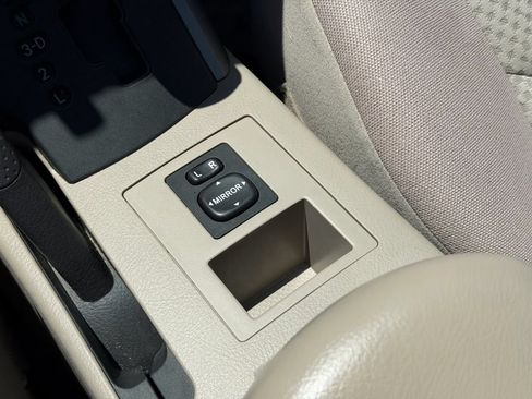 Used 2008 Toyota RAV4 4WD image 20