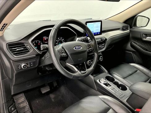 Used 2020 Ford Escape SEL image 16