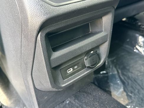 Used 2021 Volkswagen Tiguan SE R-Line FWD image 23