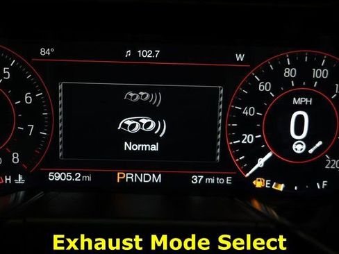 Used 2022 Ford Mustang Shelby GT500 w/ Carbon Fiber Track Pack RWD image 34