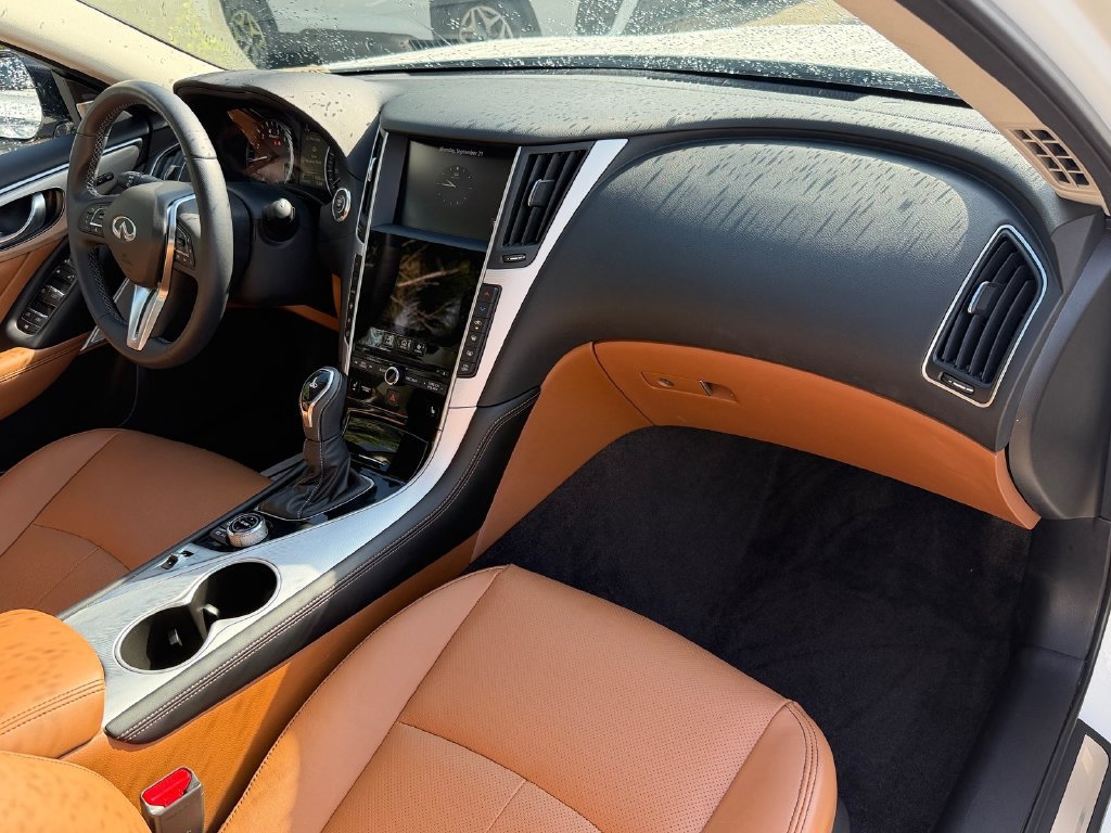 Used 2023 INFINITI Q50 Luxe w/ Cargo Package RWD image 17