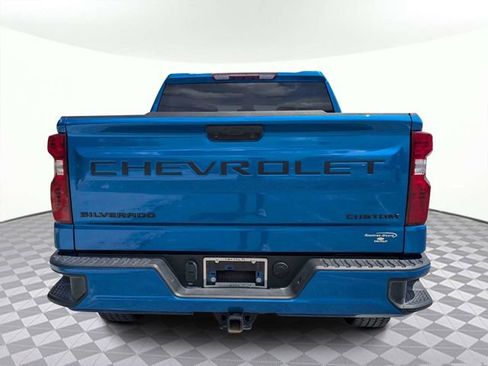 Used 2024 Chevrolet Silverado 1500 Custom w/ Turbomax Blackout Package AWD/4WD image 5