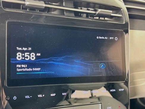 Used 2023 Hyundai Tucson Limited image 15