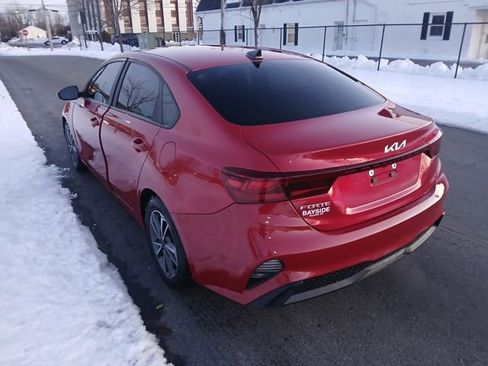 Certified 2022 Kia Forte LXS image 14
