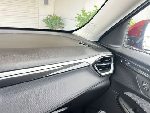 Used 2025 Chevrolet TrailBlazer LT image 35