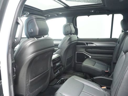 New 2026 Jeep Grand Wagoneer Limited AWD/4WD image 20