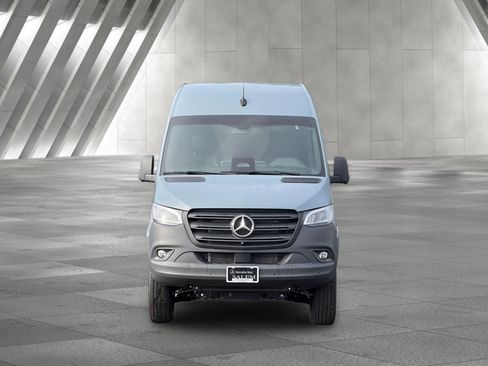 New 2026 Mercedes-Benz Sprinter 2500 image 9