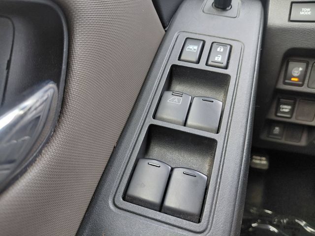 Used 2022 Nissan Frontier SV w/ Technology Package RWD image 19
