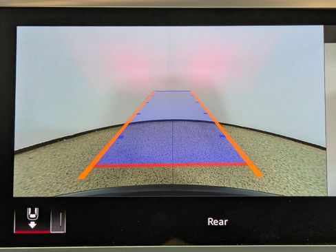 Certified 2025 Audi Q3 2.0T Premium Plus w/ Premium Plus Package image 21