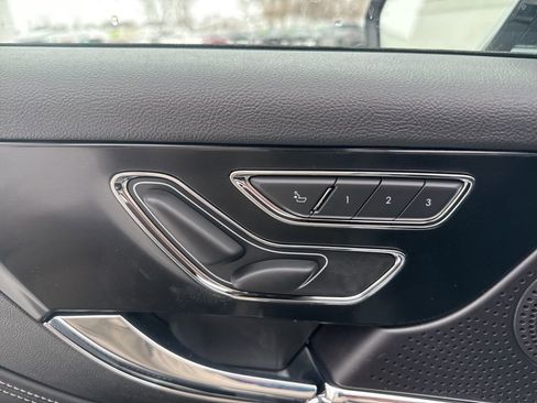 New 2026 Lincoln Corsair Premiere image 8