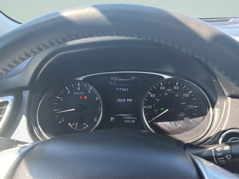 Used 2016 Nissan Rogue SL w/ SL Premium Package AWD/4WD image 24
