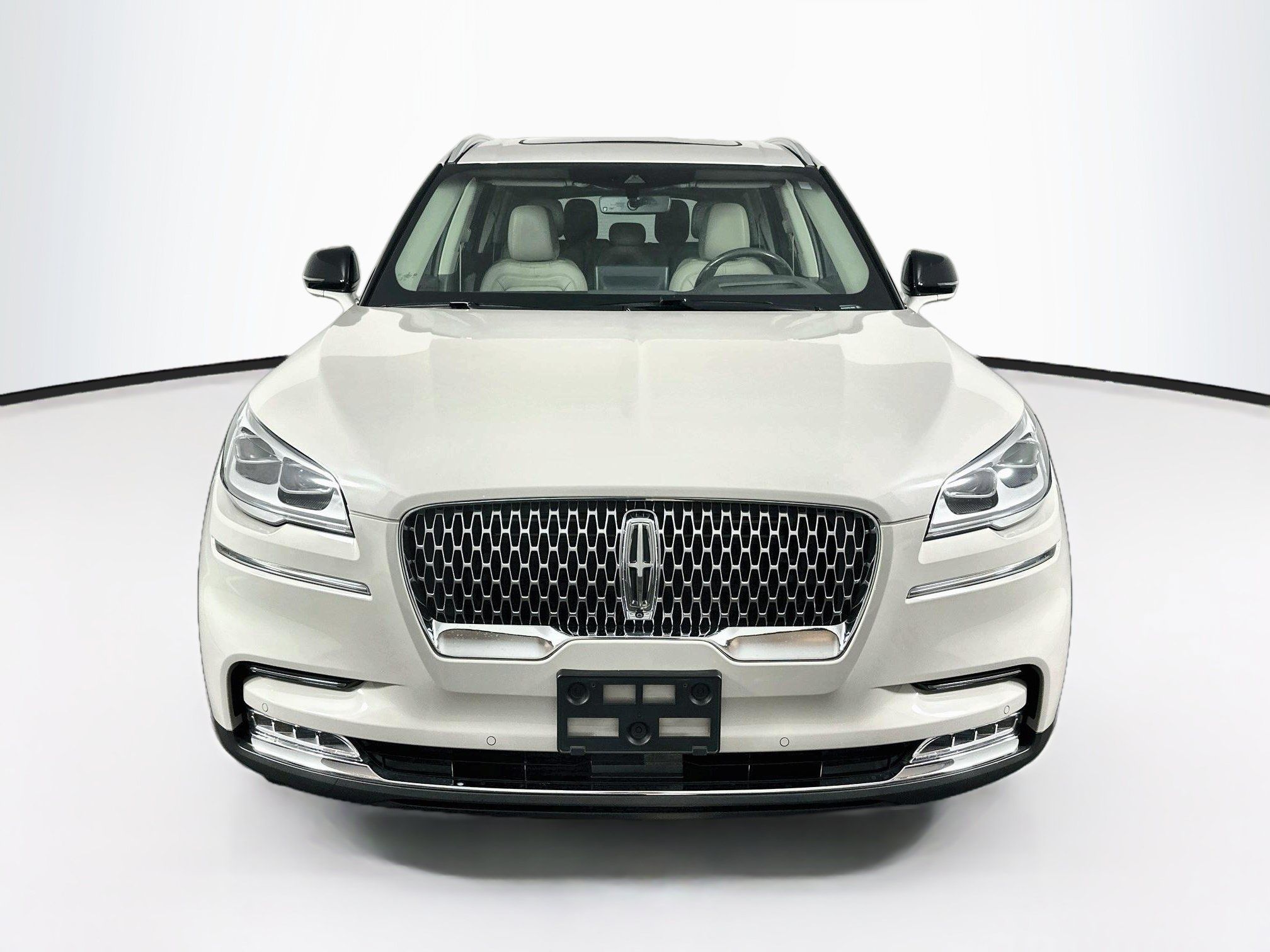 Used 2023 Lincoln Aviator Reserve w/ Equipment Group 201A AWD/4WD image 2