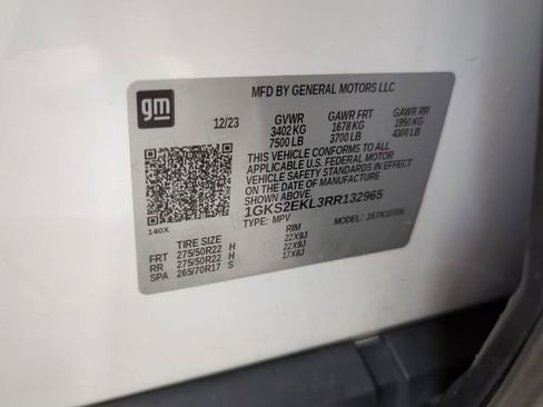 Used 2024 GMC Yukon Denali Ultimate AWD/4WD image 35