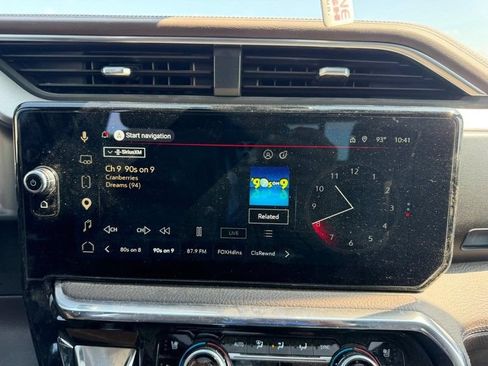 Used 2024 GMC Sierra 2500 Denali w/ Max Trailering Package AWD/4WD image 13