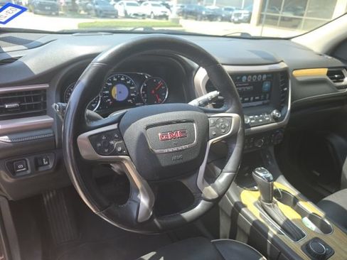 Used 2018 GMC Acadia Denali AWD/4WD image 8