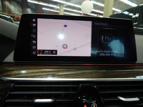 Used 2019 BMW 530i w/ Convenience Package image 15