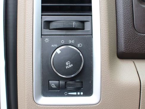 Used 2012 RAM 1500 Big Horn RWD image 15