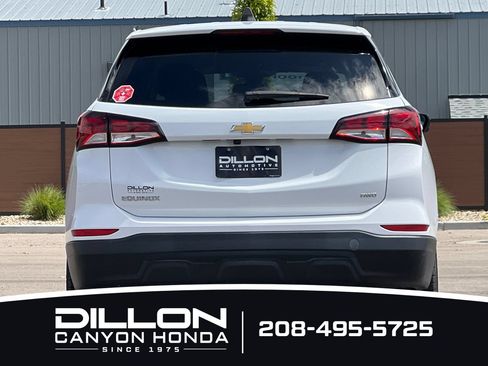 Used 2022 Chevrolet Equinox LS w/ LS Convenience Package AWD/4WD image 5