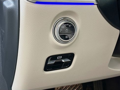 New 2026 Mercedes-Benz C 300 4MATIC Sedan image 10