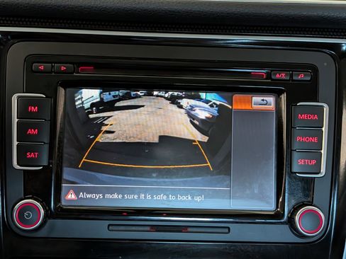 Used 2014 Volkswagen Passat 1.8T Sport image 20