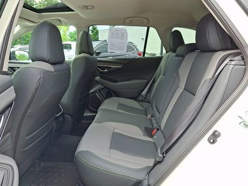 Used 2025 Subaru Outback Onyx Edition w/ Popular Package #2 AWD/4WD image 10