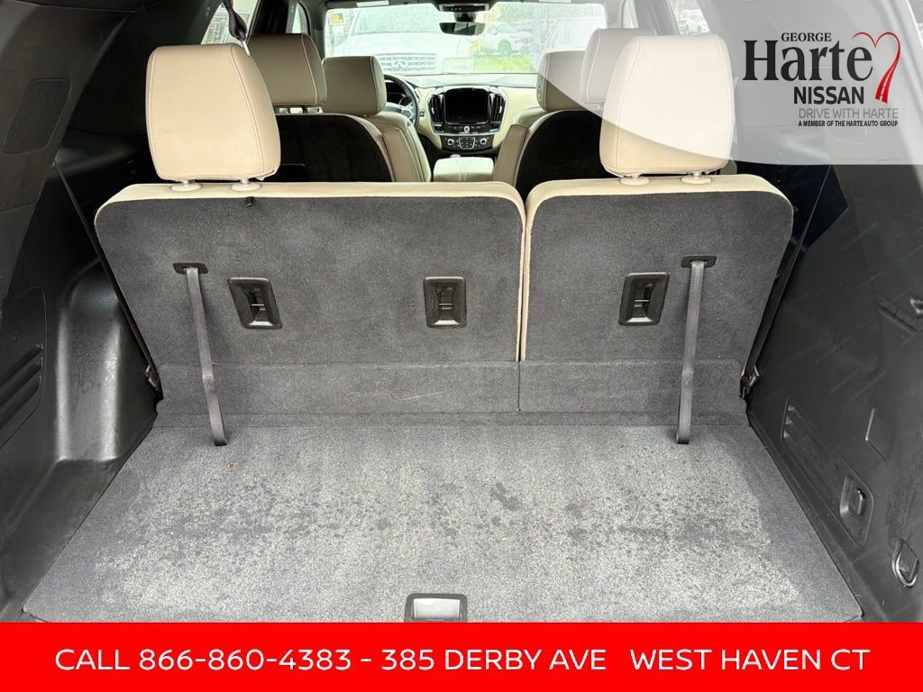 Used 2023 Chevrolet Traverse Premier AWD/4WD image 25