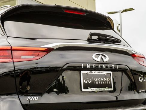 Used 2020 INFINITI QX50 Sensory w/ Proactive Package AWD/4WD image 12