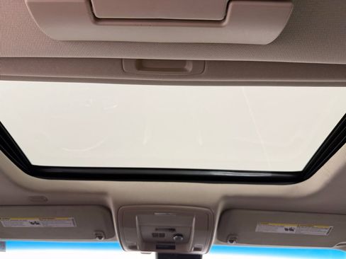 Used 2016 GMC Yukon Denali w/ Open Road Package image 3