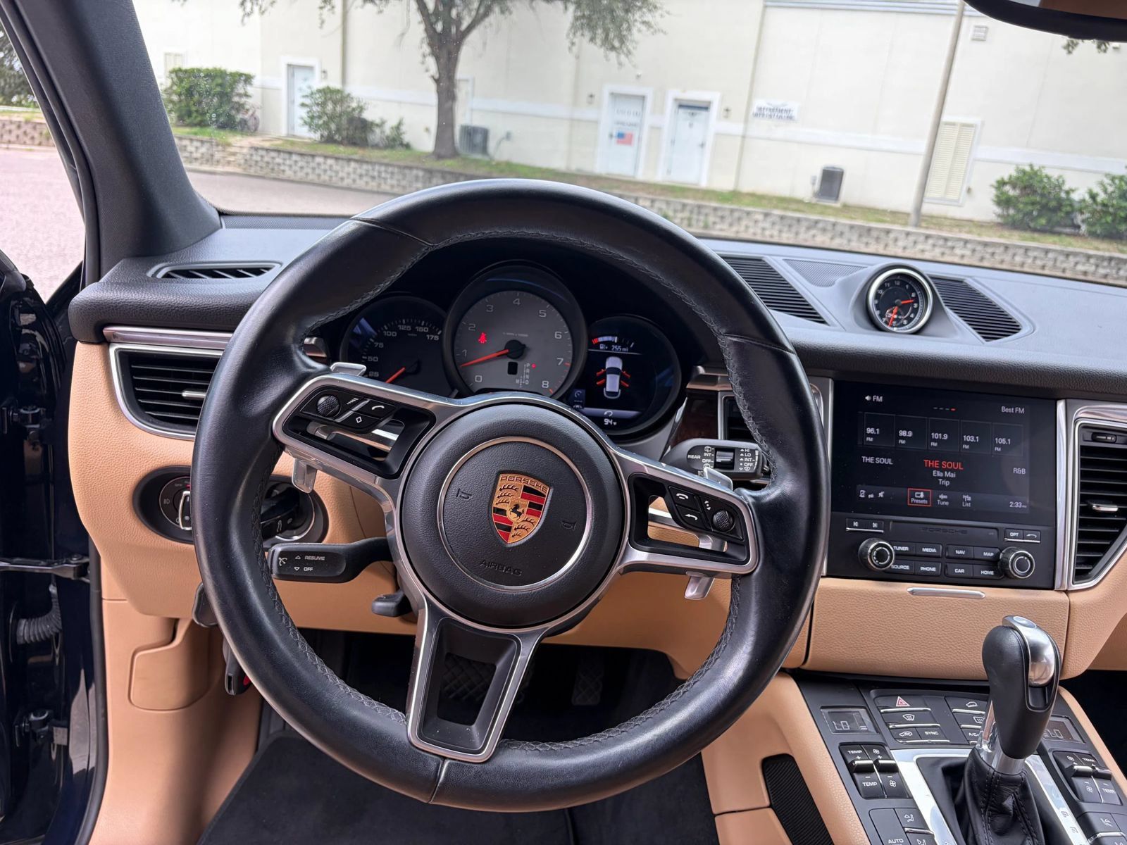 Used 2017 Porsche Macan S AWD/4WD image 37