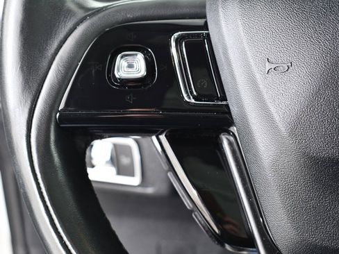 Used 2022 Lincoln Corsair AWD w/ Premium Package image 32