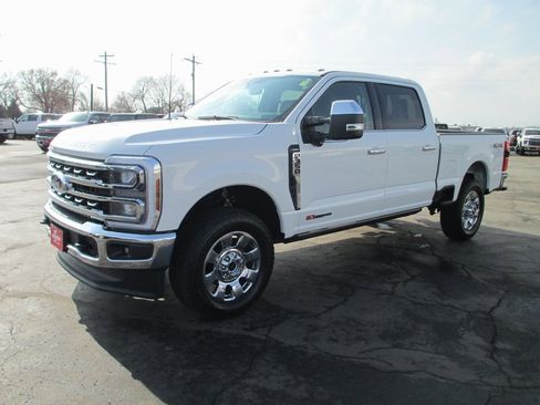 Used 2025 Ford F350 Lariat w/ Lariat Ultimate Package image 9
