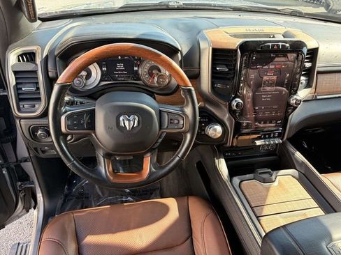 Used 2019 RAM 1500 Limited AWD/4WD image 19