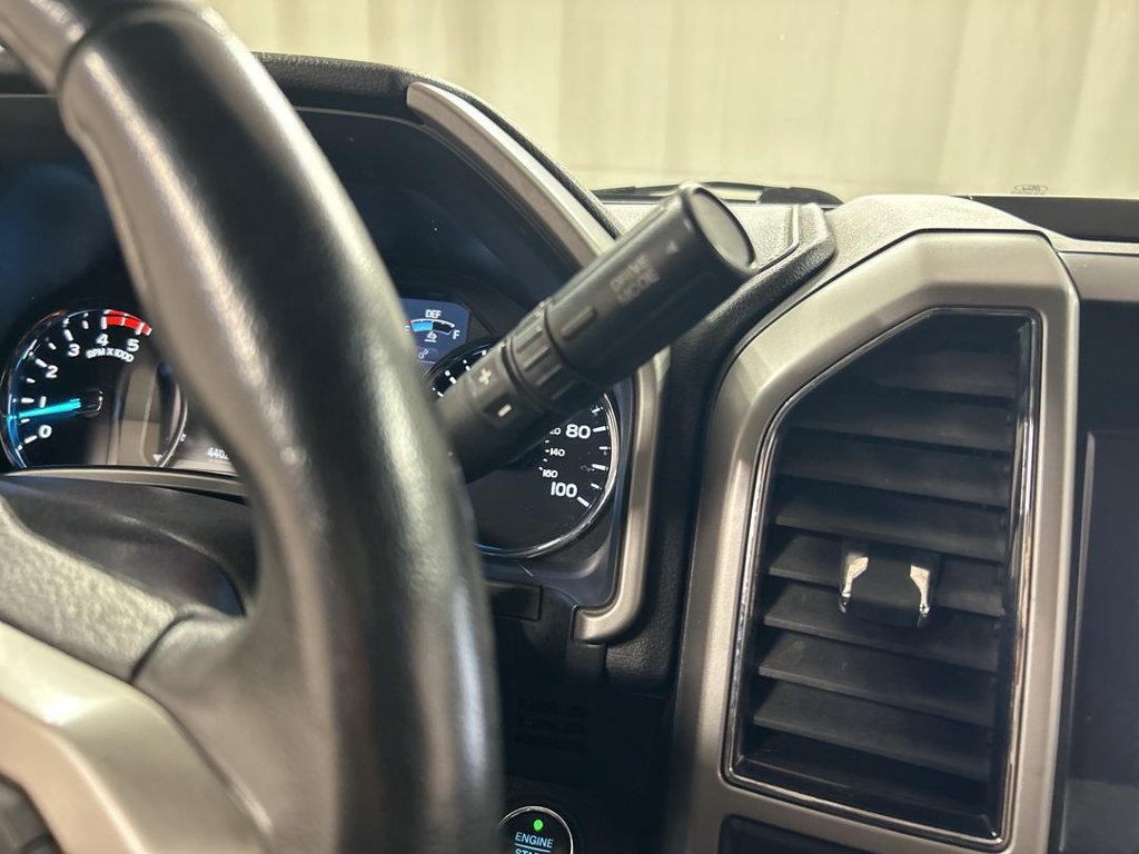 Used 2021 Ford F350 Lariat w/ Lariat Ultimate Package AWD/4WD image 18