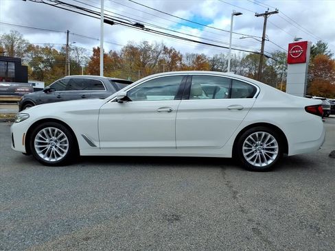 Used 2022 BMW 530i xDrive w/ Convenience Package image 7